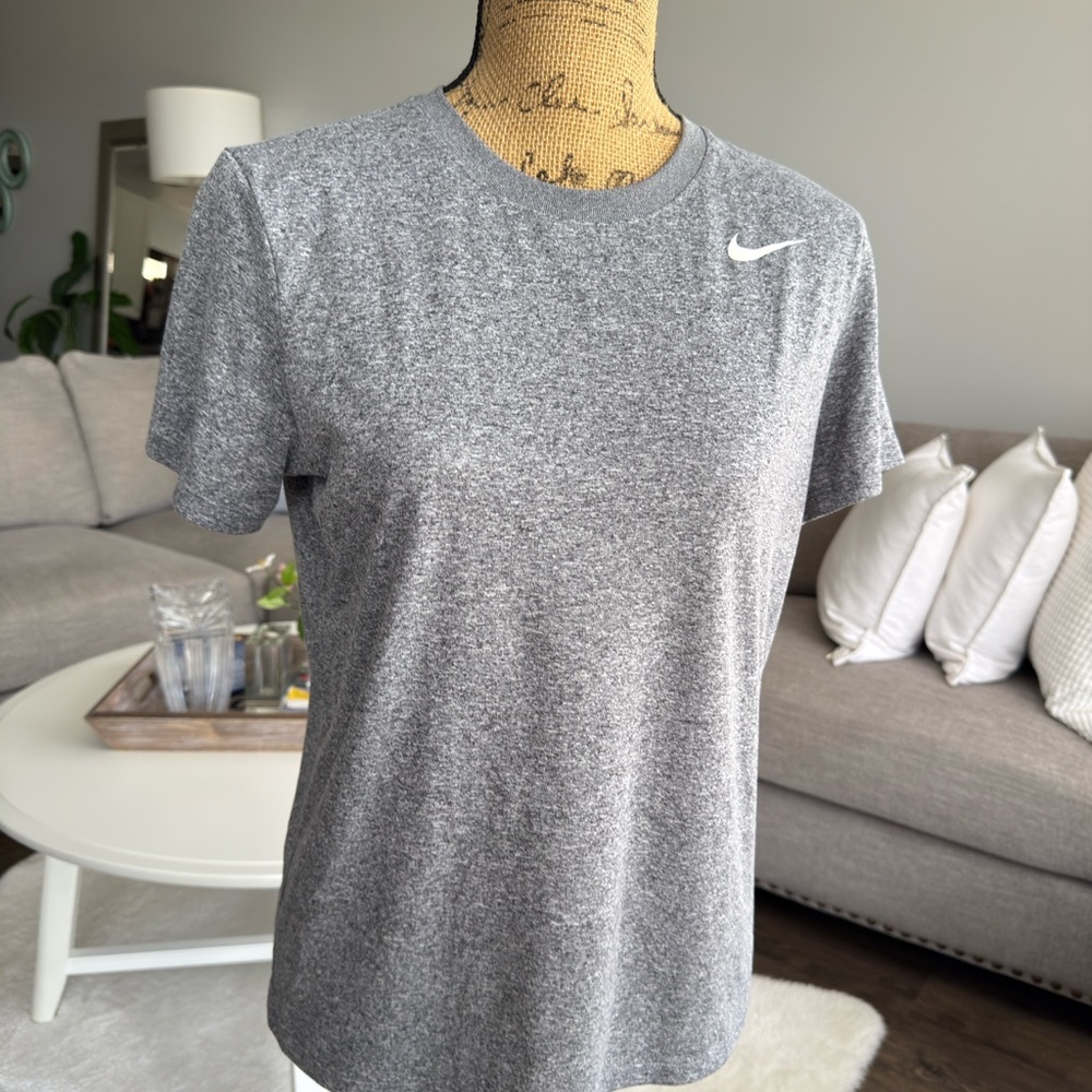 Nike Heather Gray Sports Tee - Picture 3 of 9